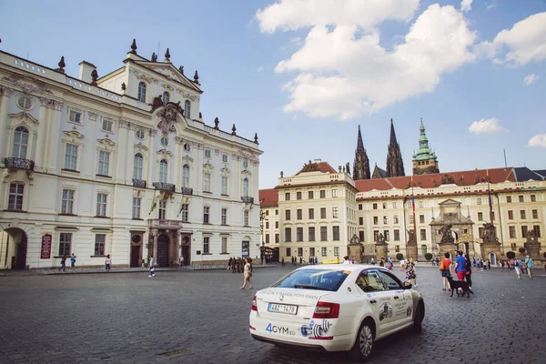 Praha Česká Republika Května 2018 Jarní Procházku Pražský Hrad — Stock fotografie