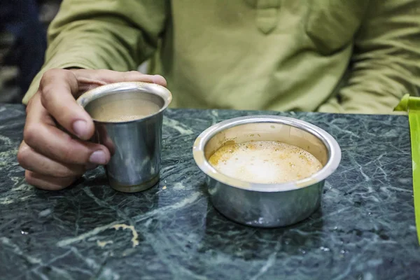 Traditioneller Indischer Masala Tee Metallbecher — Stockfoto