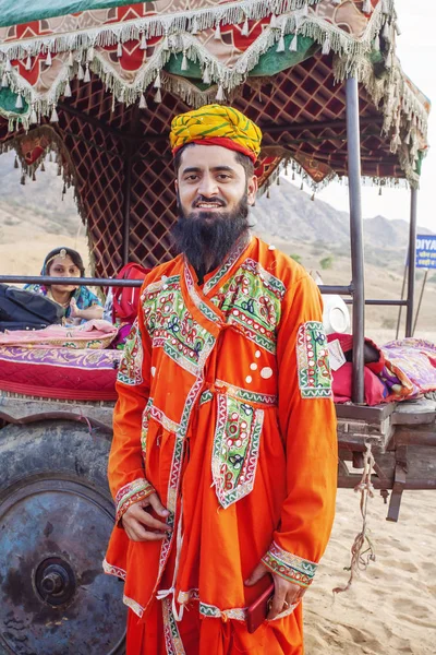 Пустелі Пушкар Раджастан Індія Лютий 2018 Traditinally Одягнені Індійська Зображений — стокове фото