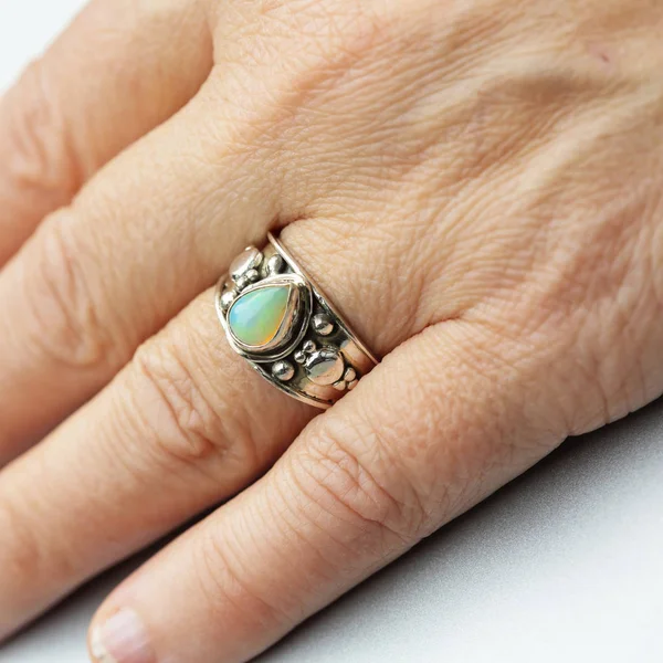 Silver Ring Opal Gemstone Caboshon Female Hand — Stock Photo, Image