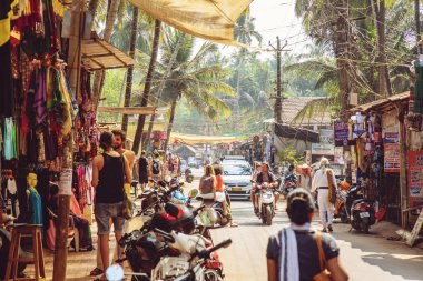 Arambol, Hindistan'da Goa, 1 Şubat 2019: Arambol'daki Meşgul Sokağı