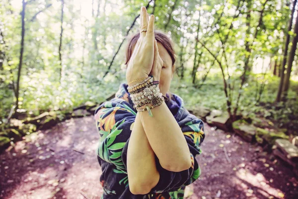 Woman Ina Nature Doing Eagle Pose Garudasana Yoga Asana — Stock Photo, Image
