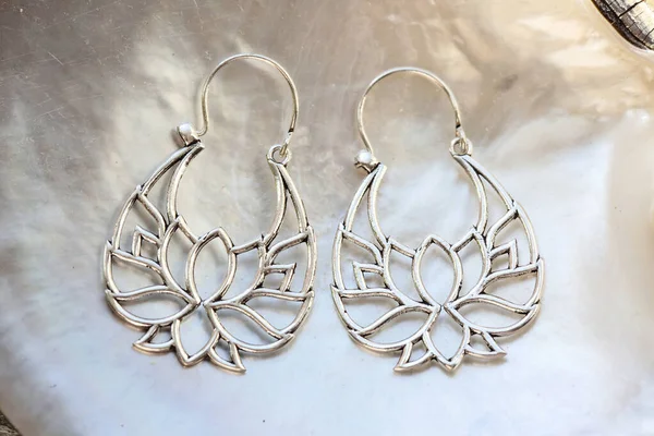 Lovely Female Metal Earrings Shape Lotus — Stock Photo, Image