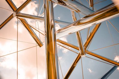 Grand Rapids Michigan Frederik Meijer bahçelerde Merkezi'nde sergilenen Chrome heykeli