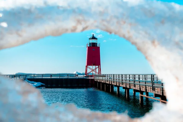 Deshielo Primaveral Faro Charlevoix Michigans South Pier — Foto de Stock