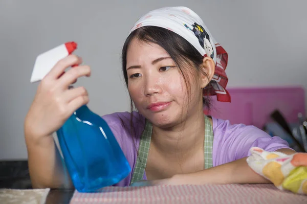 Young Pretty Overworked Frustrated Asian Chinese Service Maid Woman Working — Stock Photo, Image