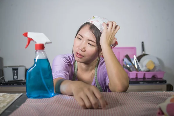 Young Pretty Overworked Stressed Asian Korean Service Maid Woman Working — Stock Photo, Image