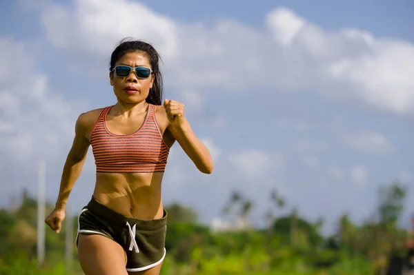 Attractive Very Fit Asian Sport Woman Training Running Workout Green — Stock Photo, Image