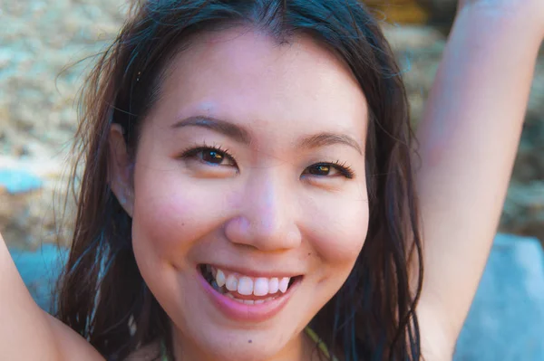 Крупным Планом Образ Жизни Портрет Молодой Красивой Счастливой Азиатской Корейской — стоковое фото