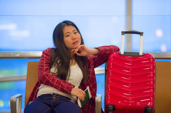 Young Beautiful Happy Asian Korean Tourist Woman Travel Suitcase Airport — Stock Photo, Image