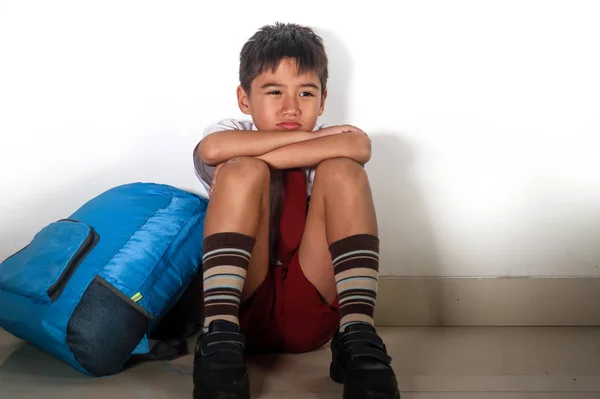 Estilo Vida Dramático Bullying Vítima Retrato Jovem Triste Assustado Criança — Fotografia de Stock