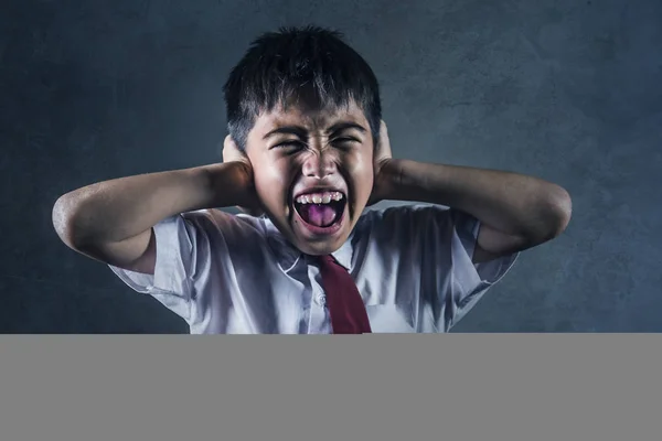 Retrato Dramático Jovens Desesperados Abusados Estudante Gritando Chorando Vítima Bullying — Fotografia de Stock