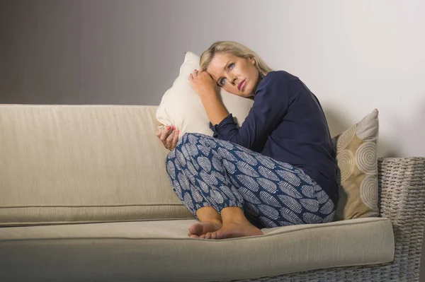 40S Depressed Anxious Beautiful Blonde Woman Suffering Depression Feeling Frustrated — Stock Photo, Image