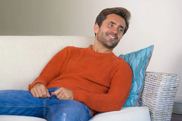 Estilo Vida Casa Retrato Joven Atractivo Feliz Hombre Los Años — Foto de Stock