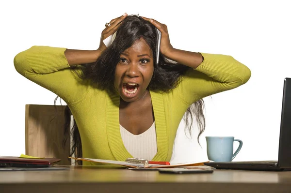 Young Attractive Stressed Overworked Black African American Business Woman Working — Stock Photo, Image