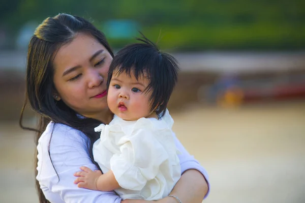 Young Happy Asian Chinese Woman Mother Adorable Baby Girl Holding — Stock Photo, Image