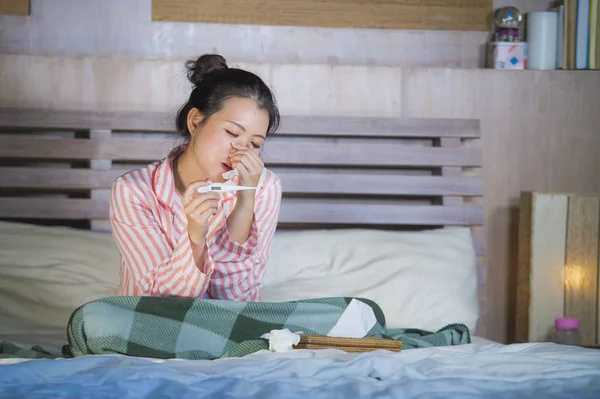 Young Beautiful Sweet Asian Japanese Woman Pajamas Sick Home Bedroom — Stock Photo, Image