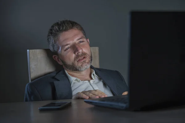 Young Attractive Wasted Tired Entrepreneur Man Working Late Night Office — Stock Photo, Image