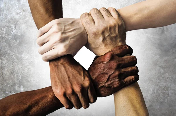 Multiracial Grupp Med Svarta Afrikanska Amerikanska Kaukasiska Och Asiatiska Händer — Stockfoto