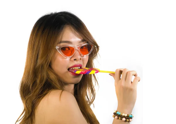 Portret Van Jonge Vrolijke Sexy Aziatische Koreaans Meisje Cool Mode — Stockfoto