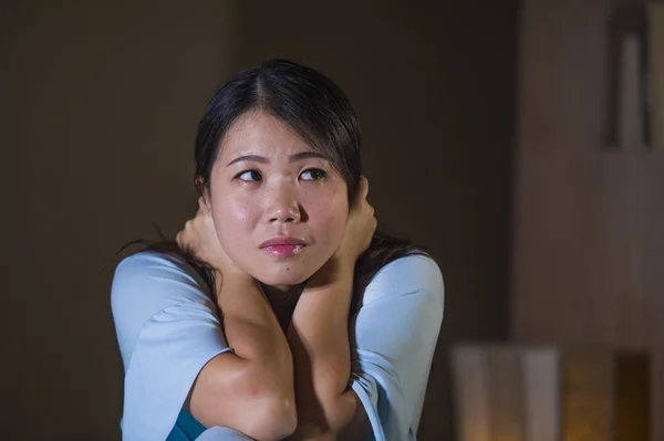 Dramático Retrato Joven Hermosa Triste Mujer Coreana Asiática Llorando Desesperada —  Fotos de Stock