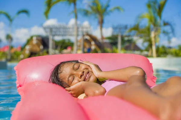 Estilo Vida Livre Retrato Jovem Criança Feliz Bonito Sexo Feminino — Fotografia de Stock