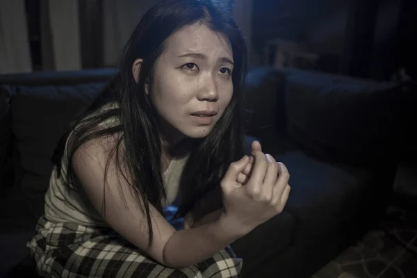 Asiatisches Mädchen Leidet Unter Depressionen Traurige Und Depressive Japanerin Weint — Stockfoto
