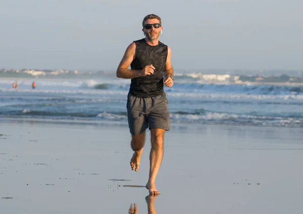 Jogging Sommarträning Ung Attraktiv Och Passform Löpare Man Utbildning Vackra — Stockfoto