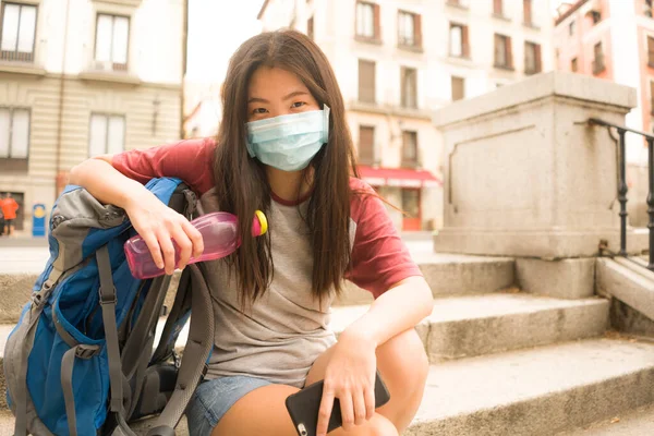 Normál Nyaralás Utazás Európában Fiatal Gyönyörű Boldog Ázsiai Kínai Turista — Stock Fotó