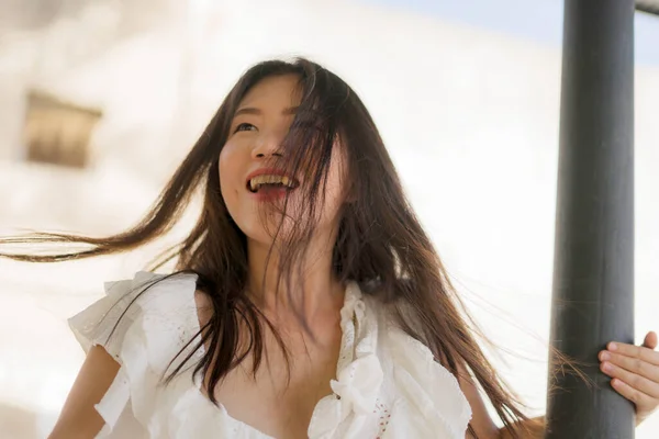Estilo Vida Retrato Joven Atractiva Hermosa Mujer Coreana Asiática Aire —  Fotos de Stock