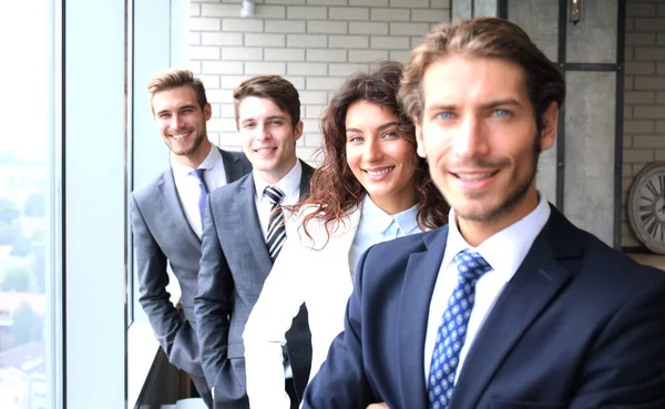 Lächelndes Business Team Büro — Stockfoto