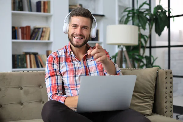 Smiling Businessman Greeting Colleagues Video Conference Negotiating Distantly Home — Stock Photo, Image