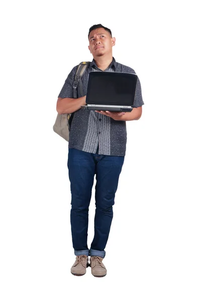Молоді Азіатські Студентська Носіння Сорочку Батік Проведення Ноутбук Мислення Жест — стокове фото