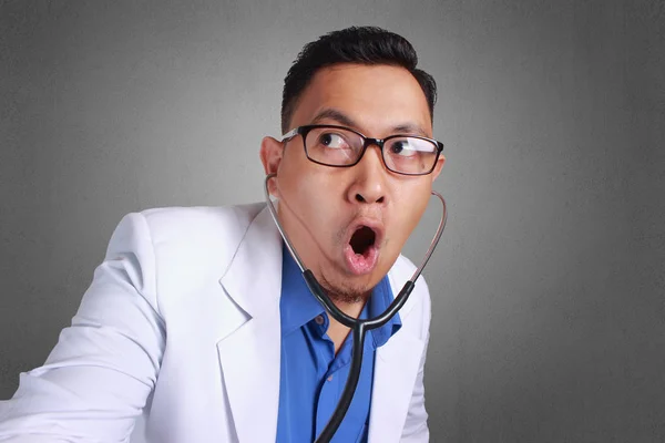 Young Asian Doctor Eyeglass Medical Professional Shock Surprise Face Looking — Stock Photo, Image