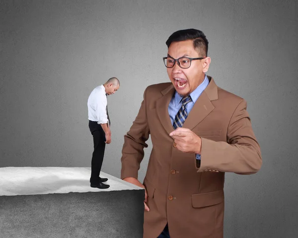 Fotocollage Wütend Asiatische Business Manager Boss Gets Really Mad Und — Stockfoto