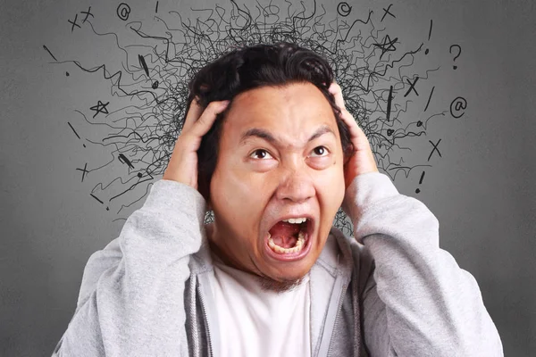 Junger Asiatischer Mann Hemd Und Grauer Jacke Frustriert Mit Kopfschmerzen — Stockfoto