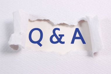 Q & A sorular ve cevaplar, iş motivasyonel ilham verici tırnak, kelime tipografi üstten görünüm yazı kavramı