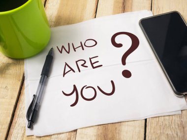 Kim iş motivasyonel Inspirational quotes, kelime tipografi üstten görünüm yazı kavram?