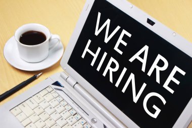 Biz işe vardır, motivasyon iş işe alım kelimeleri tırnak kavramı kelime mektup, kağıt üzerinde yazılı Danışma üstten görünüm tipografi iş. 