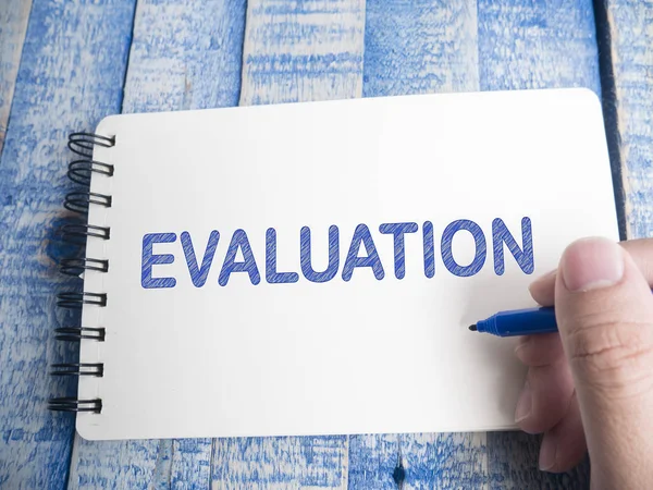 Değerlendirme, İnceleme tırnak, izleme iş denetim tipografi yazı kavramı kelime