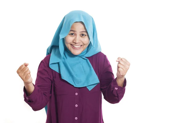 Ritratto Successo Bella Donna Affari Musulmana Che Indossa Hijab Mostrando — Foto Stock