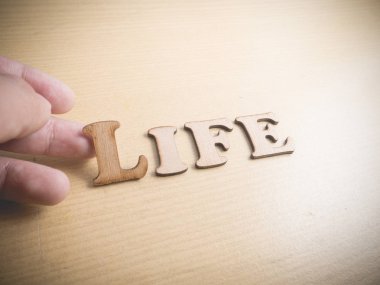 Evet yapabilirsin, iş motivasyonel ilham tırnak, ahşap kelime tipografi yazı kavramı