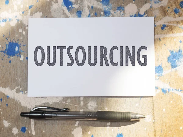 Outsourcing Negocio Motivacional Inspiracional Citas Palabras Tipografía Lettering Concepto — Foto de Stock