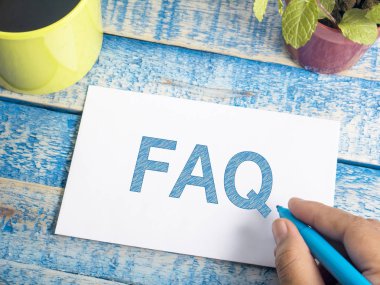 SSS, sık sorulan sorular. Motivasyonel internet iş tırnak tipografi kavramı harflerle kelimeler