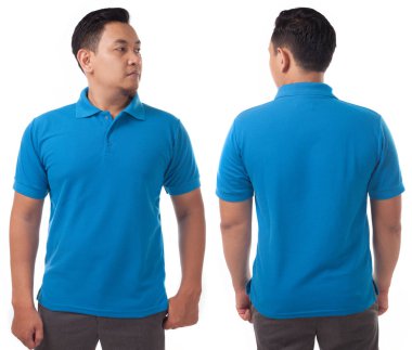 Polo t-shirt sahte kadar açık mavi ve arkadan görünüm, izole. Erkek model aşınma düz mavi gömlek mockup. Polo gömlek tasarım şablonu. Boş tees için yazdırma