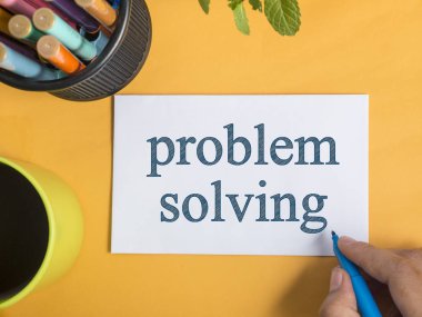Sorun çözme, iş motivasyonel Inspirational quotes, kelime tipografi üstten görünüm yazı kavramı