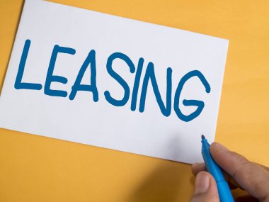 Leasing, finansal motivasyona Inspirational quotes pazarlama iş kavramı yazı tipografi kelime