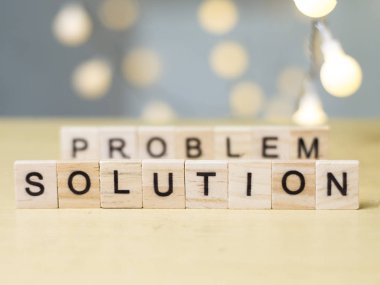 Sorun ve çözüm kelime mektup. Motivasyonel Iş tipografi yazılı kavramı quotes 