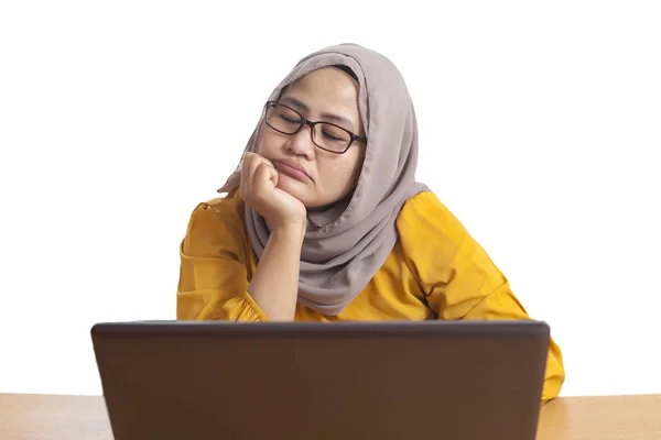 Retrato Mulher Negócios Muçulmana Asiática Cansada Por Excesso Trabalho Dormir — Fotografia de Stock