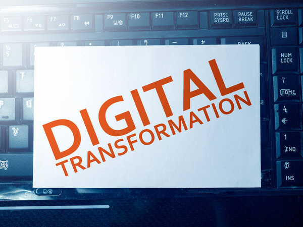 Цифровая трансформация, мотивационный бизнес-маркетинг - вот основные цитаты из концепции типографии.